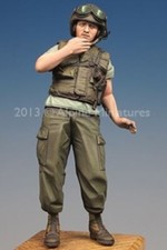 ALPINE MINIATURES 1:35 SET 35160 VIETNAM WAR US TANKER  1  1 FIGURE-2 HEADS 