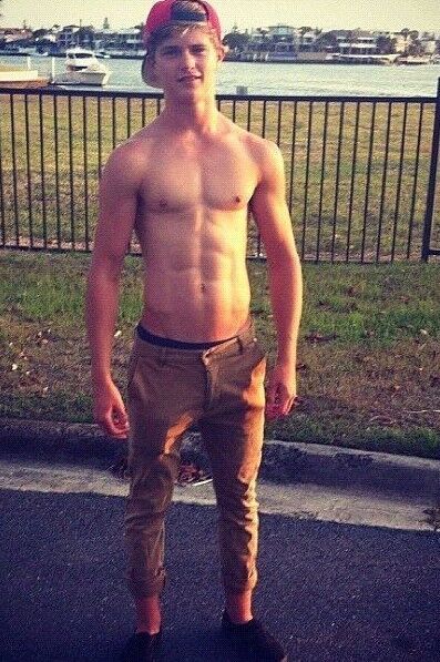 Shirtless Male Hunk Frat Guy Jock Cute Blond Dude College Muscle Photo 