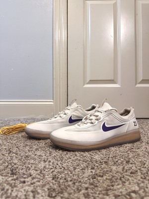 Nike SB Nyjah Lakers X LeBron's Skateboarding Sneakers Lace Up Low Top