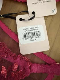 Agent Provocateur Sparkle Hot Pink  Bra s 36DD , Suspender S 3 , Brief S 3 Set