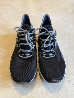 WOMEN'S NEW BALANCE ROAV V1 SNEAKERS Size 8.5 Black