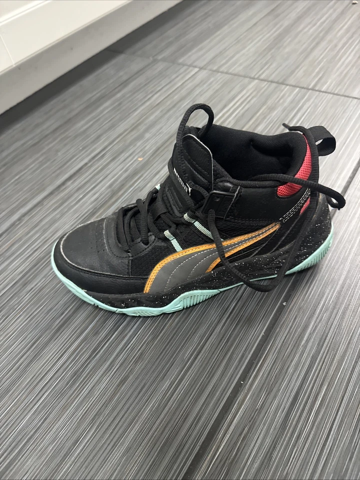 Puma Boys Size 4 Shoes - Image 3 of 4