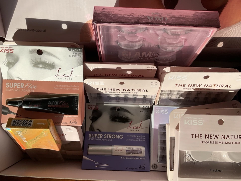 Nuevo en caja pestañas postizas 20 cajas de pestañas y extensiones de pestañas más 3 tubos adhesivos Foto 4 de 4