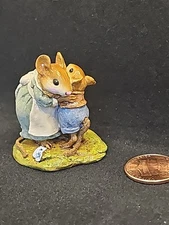 Wee Forest Folk - A Big Hug 1997   - Sage dress on mama mouse, rare piece