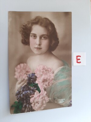 Photo Postcard Lady, A Young Woman With Flowers Photo Art 13.5 x 8 cm.