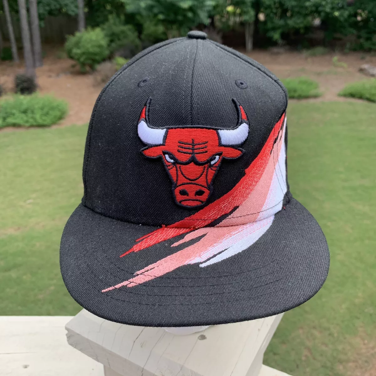 New Era Chicago Bulls 9Fifty Men OSFM Baseball Cap Snapback Hat Splash Shark