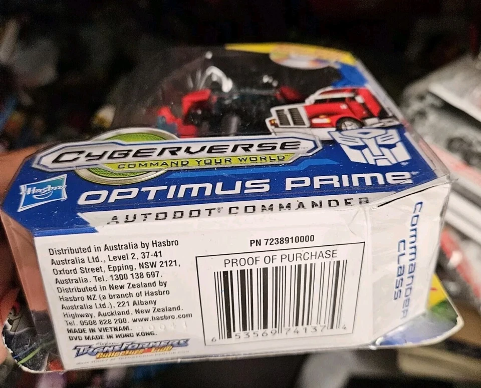 Transformers Prime Cyberverse Commander Optimus Sealed 2011 Authentic  - Image 3 of 4