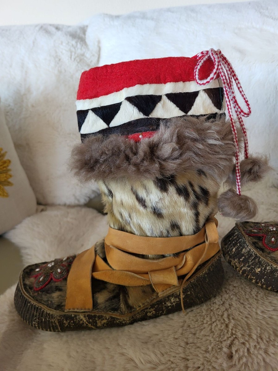 Vintage Handmade Fur, Skin, Leather, Felt & Glass Beaded  display picture 1