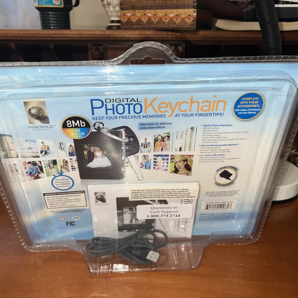 Digital Photo Keychain Black 60 Color Photos - Image 2 of 4