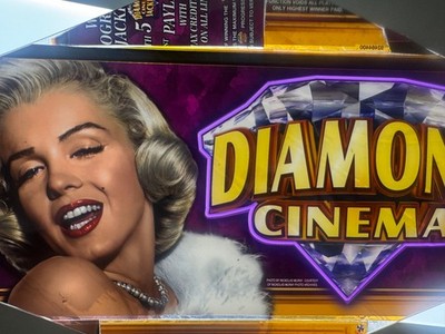 MARILYN MONROE slot machine polygon topper