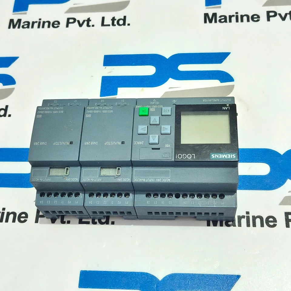 Siemens 6ED1052-1HB00-0BA8 LOGO! 24RCE With DM8 24 R 2Module 4xRelay/5A - Image 2 of 4