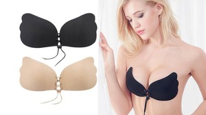 reggiseno invisibile sulla schiena