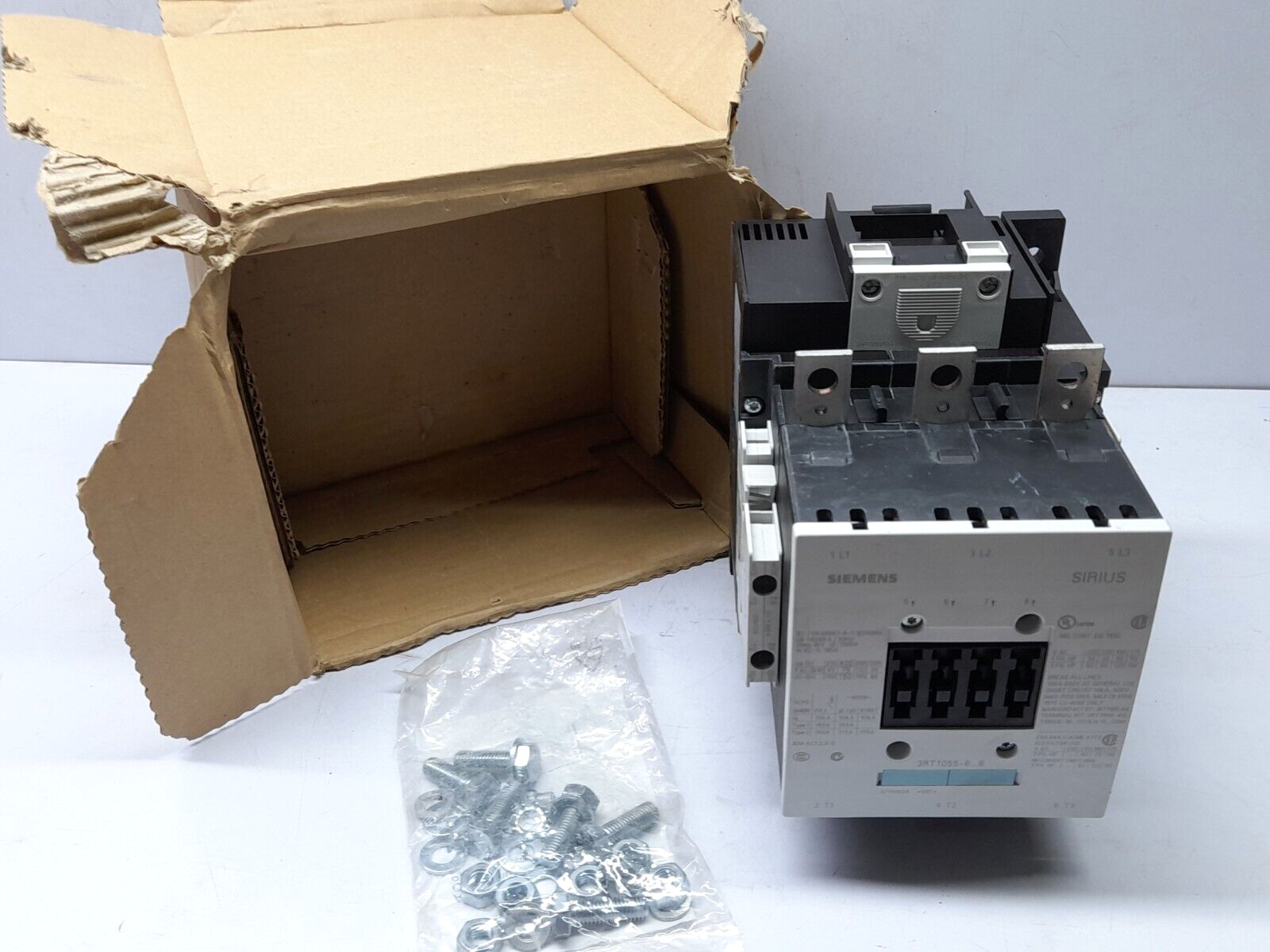 Contactor Siemens 3rt1055-6af36, 2no 2nc, 150a, Bobina 110v | Meses sin interés