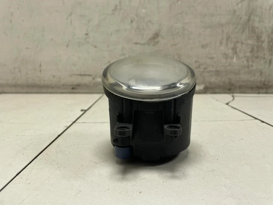 2014 TOYOTA CAMRY FRONT LEFT DRIVER SIDE FOG LIGHT LAMP OEM+ - Image 4 of 4