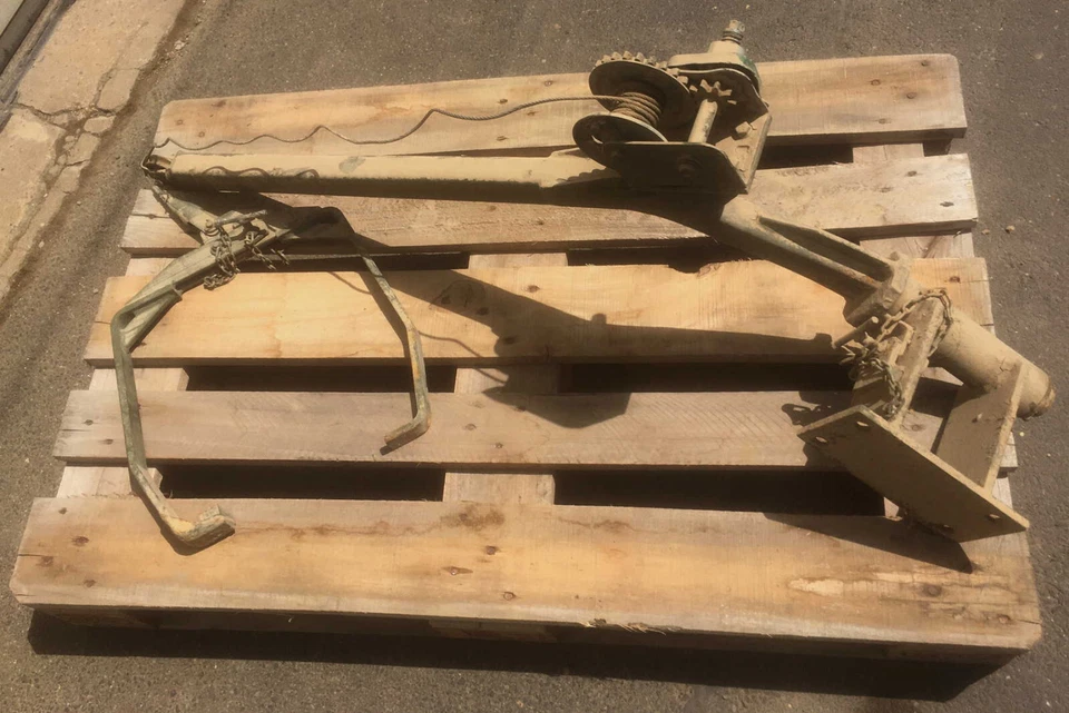 Hilfskran 350kg Traglast für FUG Steinbock Geländestapler 2,5 Y4 Allrad Stapler - Bild 3 von 4