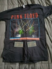 One of a kind. Vintage Pink Floyd T Shirt Momentary Lapse of Reason Tour 1987