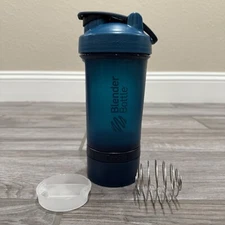 Blender Bottle ProStak System 22 oz Shaker Cup Ball TwistN Lock Pill Storage