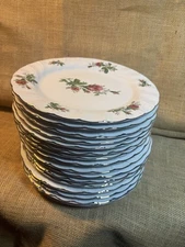 Lynns Fine China Victorian Rose Dinner Plates 10.25”