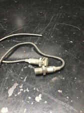 Lot Of 2 Omron E2E-X2E1 Proximity Sensor #700...