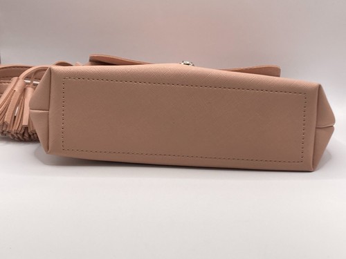 Bolso de Hombro Marina Galanti Rosa Pastel con Acento de Borla Barbiecore Romántico - Imagen 4 de 10