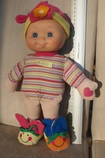 Peluche n°R433 : poupon eveil des sens - Logitoys
