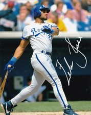 FELIX JOSE  KANSAS CITY ROYALS   ACTION SIGNED 8x10