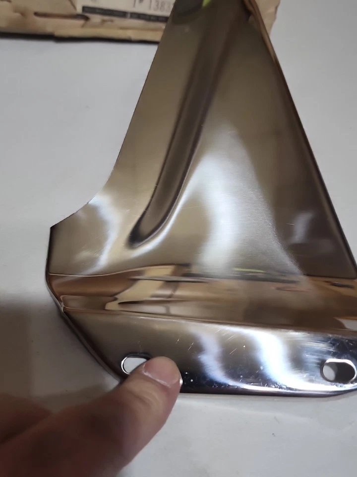 1968 BUICK LESABRE WILDCAT ELECTRA NOS ХРОМИРОВАННАЯ ПАНЕЛЬ ПЕРЕДНИЙ БАМПЕР ПАНЕЛЬ 1383204 - Изображение 3 из 4