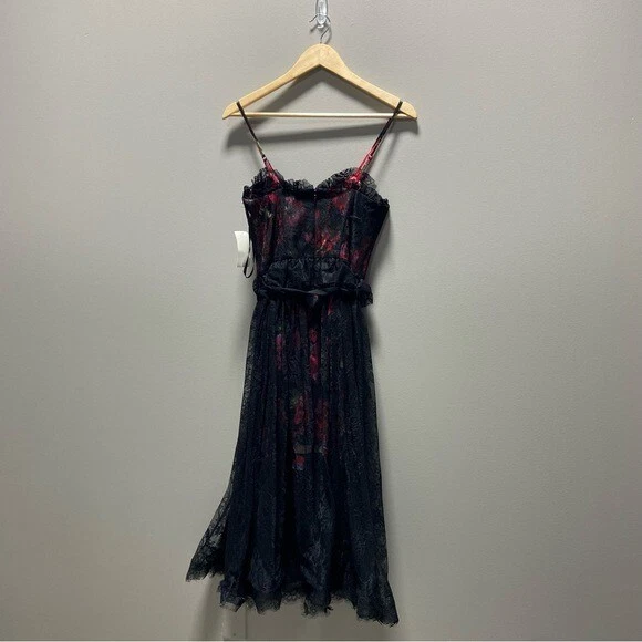 Vestido Perla Georgina Chapman de Marchesa Floral y Encaje Negro Foto 2 de 4