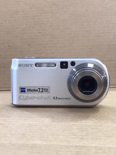 Sony Cyber-shot DSC-P200 7.2MP 3x Optical Zoom CCD Digital Camera - Retro Camera - Picture 7 of 11
