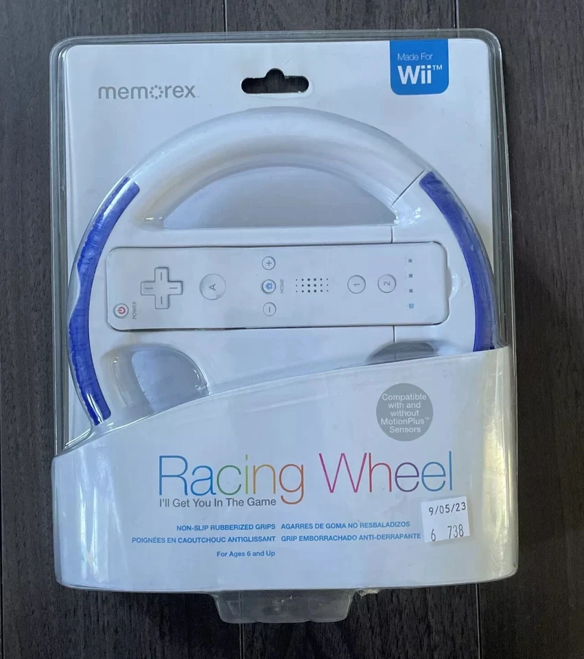 2 Wii Racing Wheel Controllers, Memorex Brand, New In Package, Red and Blue - Image 4 of 4