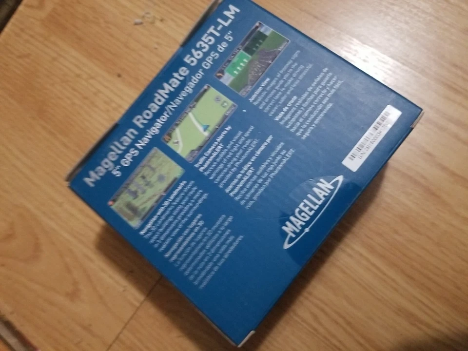 Magellan Roadmate 5635T-LM GPS Navigation Unit, Black 3D Landmarks NIB - Image 2 of 2