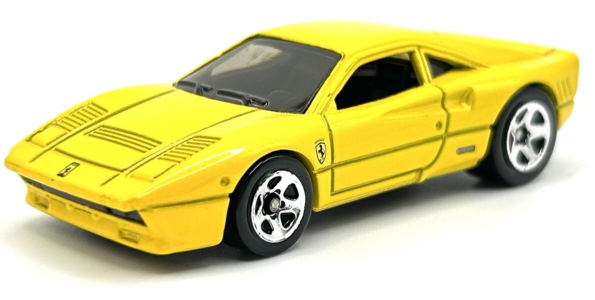 ホットウィール フェラーリ 288 GTO イエロー ホットウィール、フェラーリ 288 GTO 黄（ルース） ホット