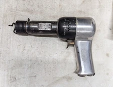 Chicago Pneumatic CP-4447 .498-round Chipping Hammer