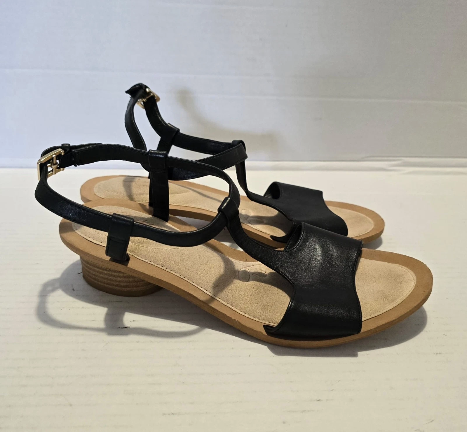 CLARKS Clark’s Sandcastle sandali neri taglia UK 6 D scarpe da donna in pelle nera