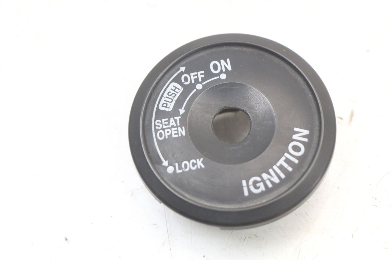 IGNITION SWITCH COVER - YAMAHA CYGNUS X 125 (2004 - 2007)