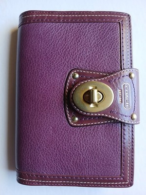 極美品 COACH コーチ アクセサリーポーチ ターンロック レガシー パープル Vintage Coach Legacy Leather Mini Turnlock Agenda Purple Journal
