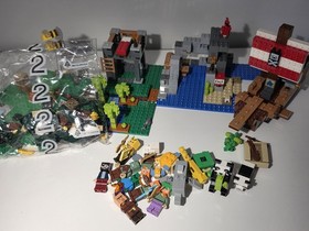 Lego Minecraft Lot - contains set #21158, 21164, 21165 and more - READ