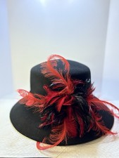 Black and Red Women  s Derby Hat With Feathers NWOT
