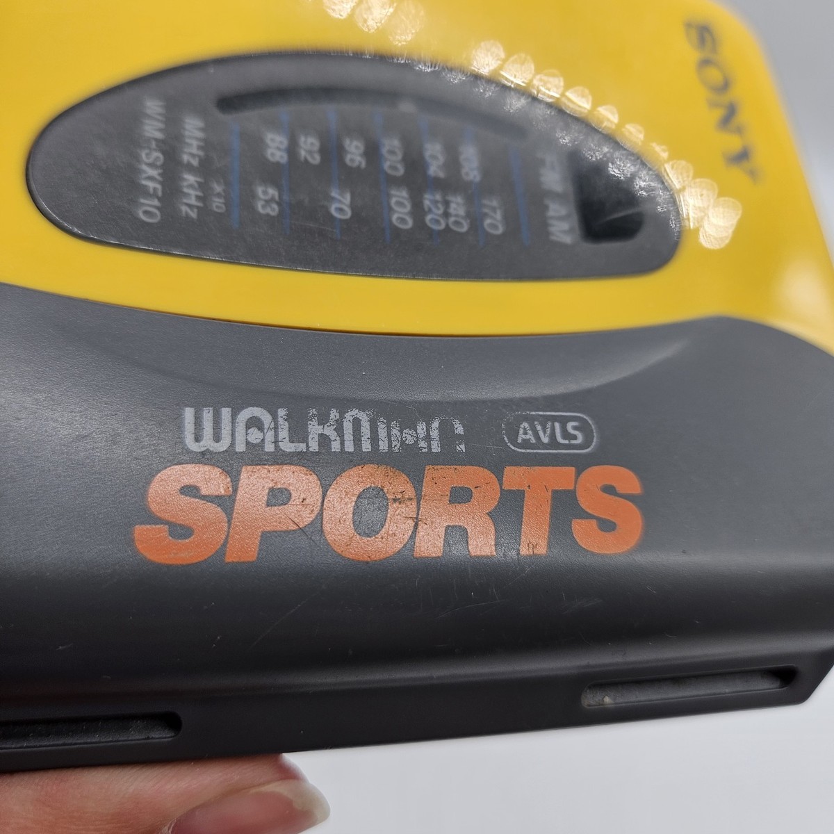 Sony Wm-sxf10 Sports Walkman Radio Cassette Player WMSXF10 Wm