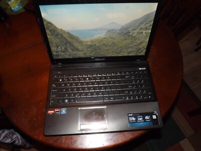 ASUS X55U 15.6in. (500GB, AMD E-Series, 1.7GHz, 4GB) Notebook