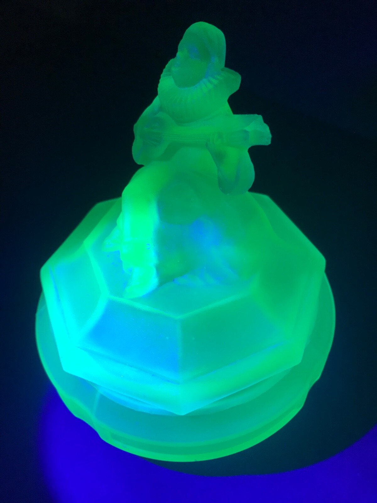 Vintage green Uranium Glass Minstrel Powder Box Jar 1930s eBay