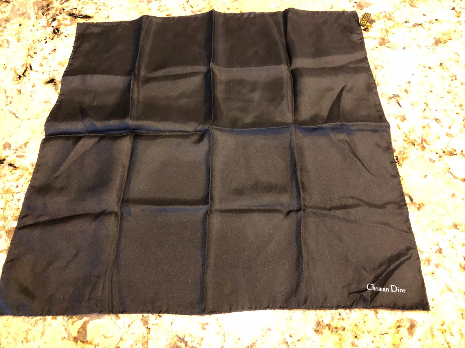 Foulard carré Christian Dior mouchoir noir laminé à la main 19 pouces carré