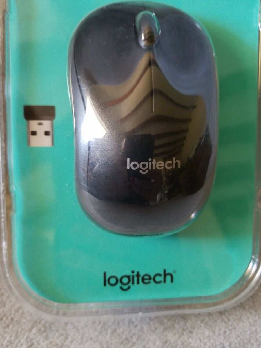 Logitech M185 Plug-and-Play Wireless Mouse Plus Comfort (Black)