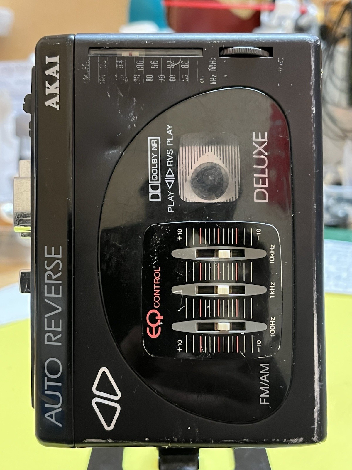 AKAI TRAGBARER RADIO KASSETTENSPIELER WALKMAN WORKING NEED NEUER GÜRTEL VINTAGE RETRO