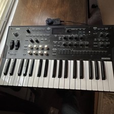 Korg Wavestate 37-Key Digital Keyboard Synthe...
