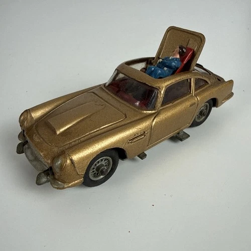 Corgi 261 James Bond 007 Aston Martin DB5 w/baddie " original vintage *