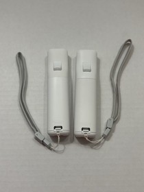 Nintendo Wii Console GameCube Compatible 2 Controllers 2 Nunchucks Wii Sports