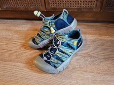 Keen Newport H2 Youth Kid Size 2 Hiking Sandals Washable Green Blue Yellow