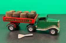 RARE Tri-ang Minic Brewery Lorry COMPLETE 8 Barrels + KEY WORKING c1930s Tinplat