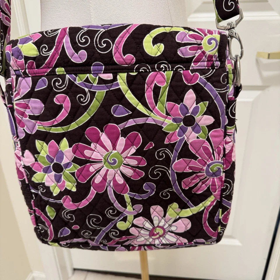 Vera Bradley Bolso Mensajero Púrpura Punzón Bandolera Cartera Hipster 12 X 13 Retirado Foto 3 de 4